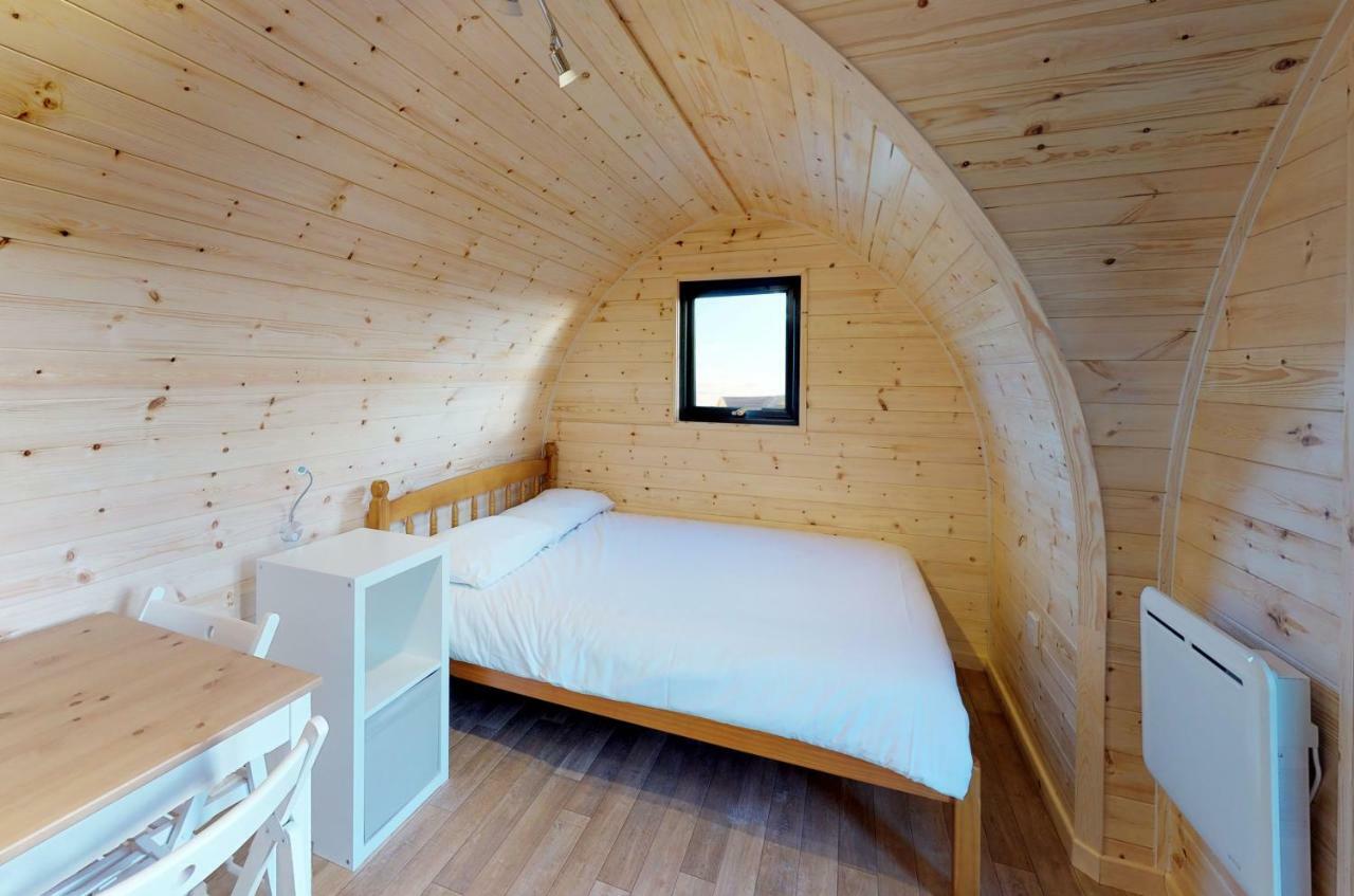 Camping Pods, Marlie Holiday Park Ню Ромни Екстериор снимка